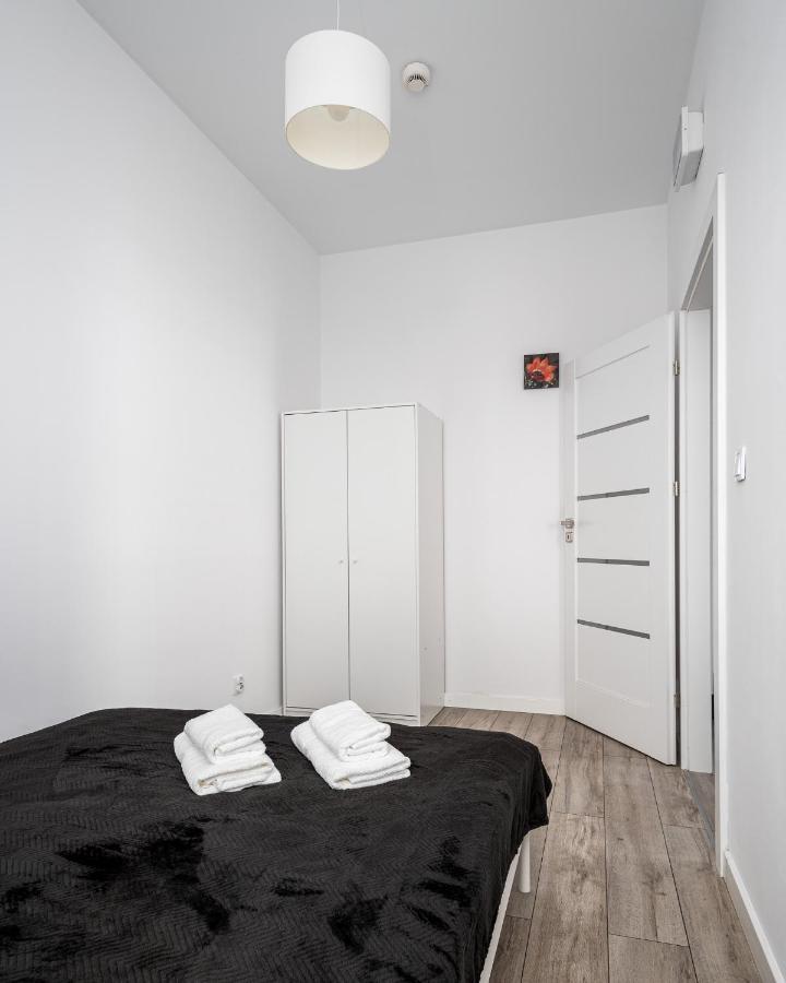 Appartamento Apartament Ks Wola Prymasa 407 Varsavia Esterno foto
