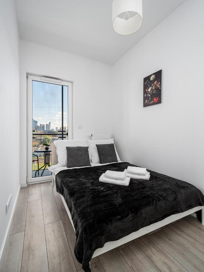 Appartamento Apartament Ks Wola Prymasa 407 Varsavia Esterno foto